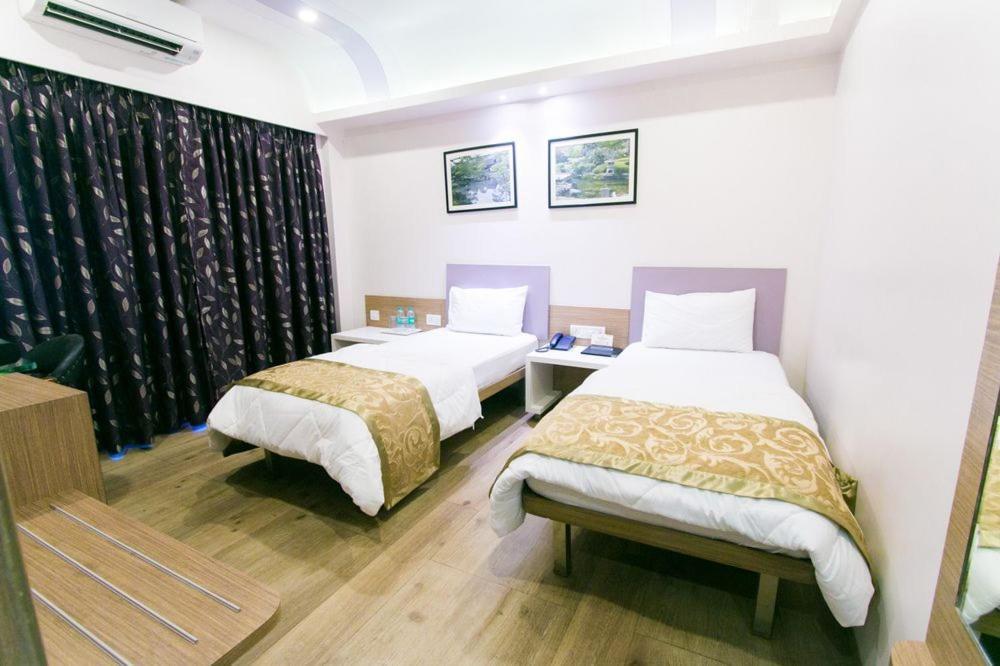 Seasons Hotel Mira-Bhayandar Екстер'єр фото