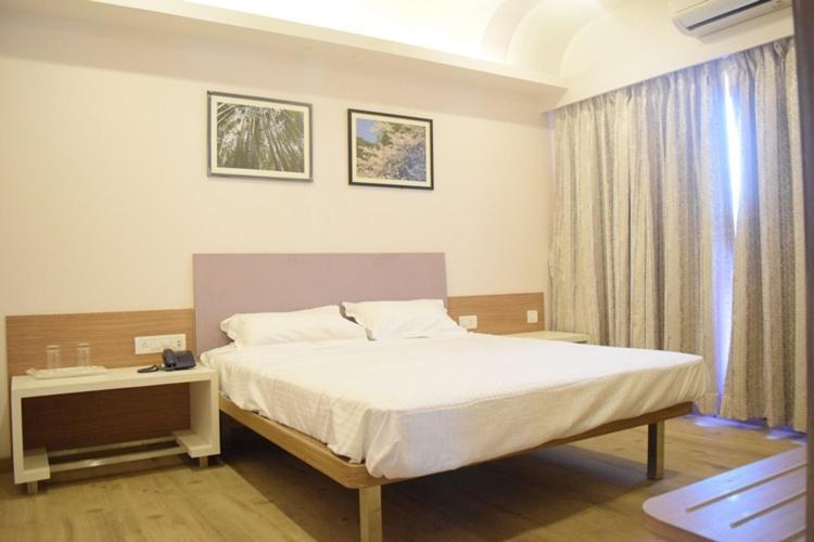 Seasons Hotel Mira-Bhayandar Екстер'єр фото